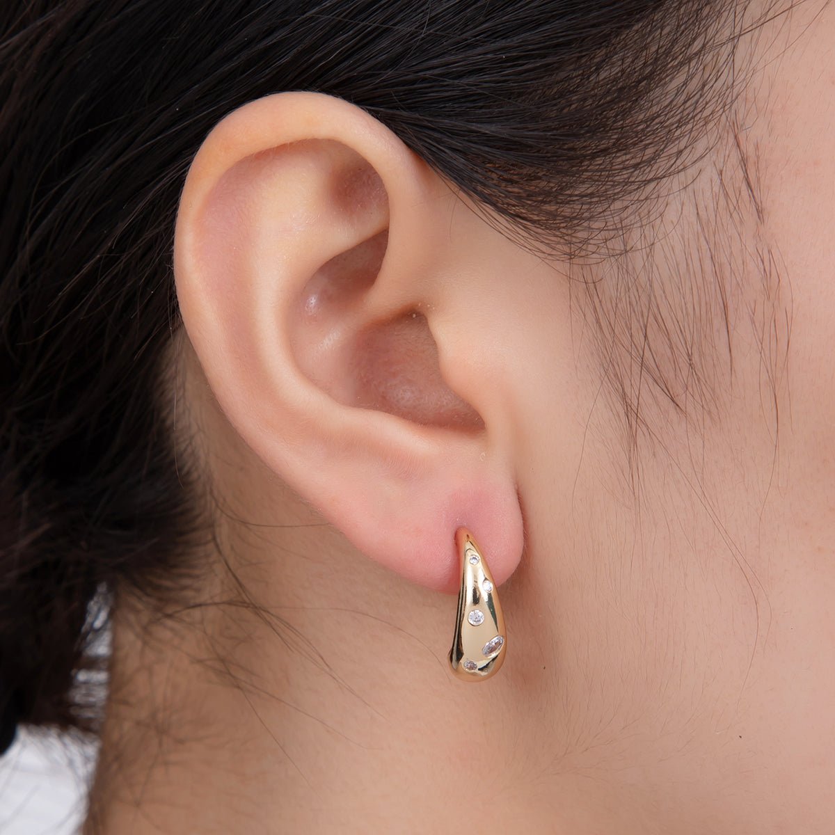18K Gold Filled Clear CZ Dotted Dome J-Shaped Hoop Earrings | AI355