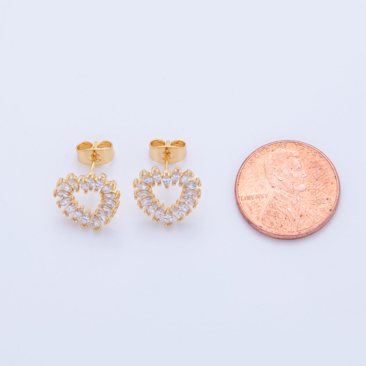 18K Gold Filled Clear CZ Marquise Open Heart Stud Earrings | AI354
