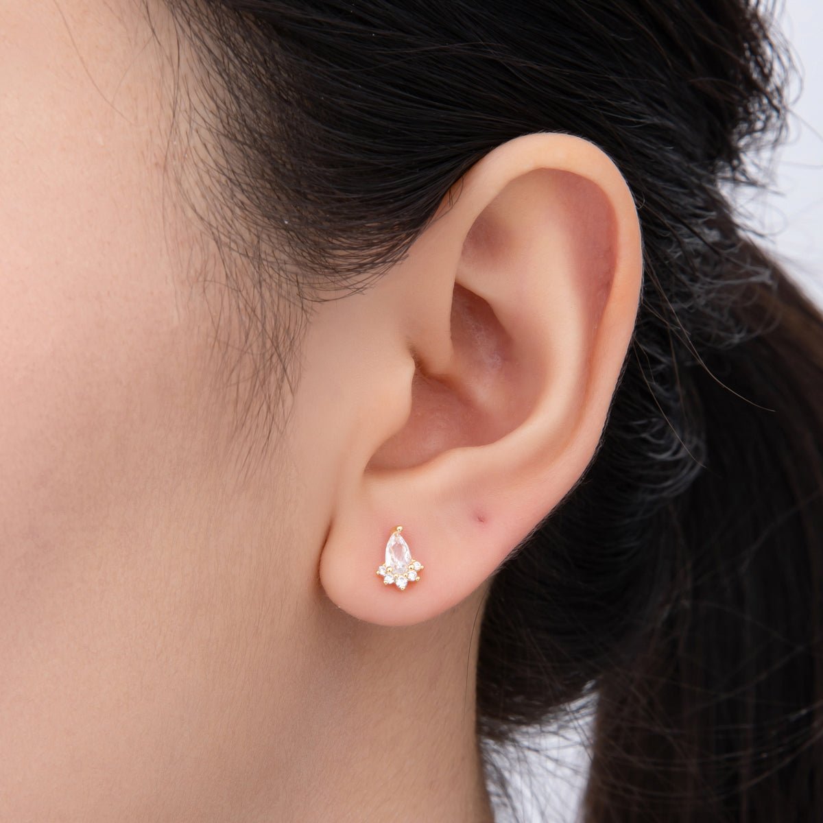 18K Gold Filled Clear CZ Teardrop Micro Paved CZ Studs Earrings | AJ202