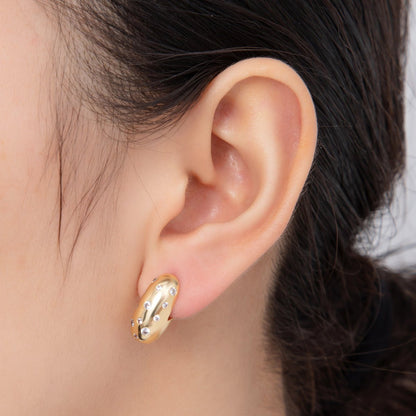 18K Gold Filled CZ Dotted Dome J-Shaped Hoop Earrings | AI364