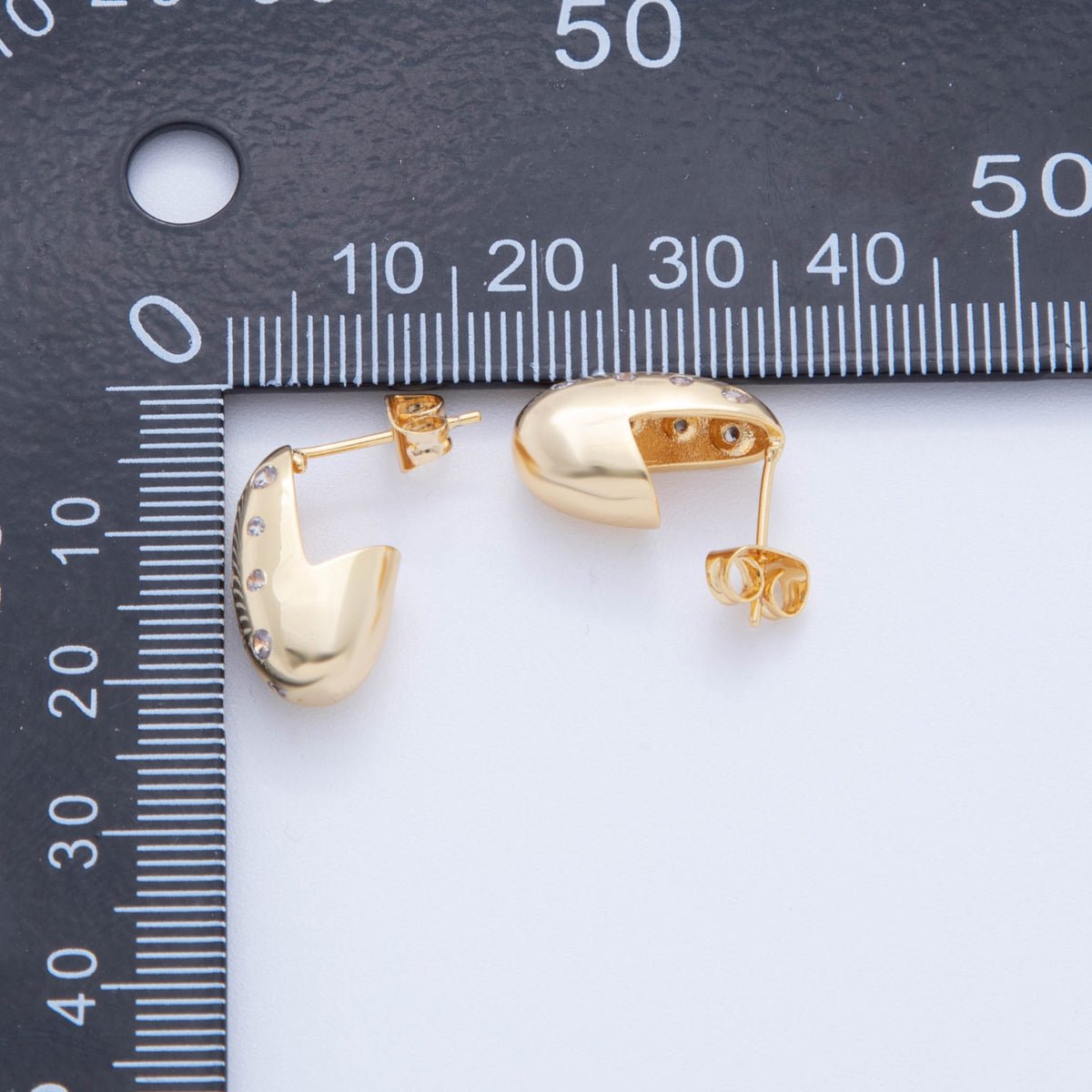 18K Gold Filled CZ Dotted Dome J-Shaped Hoop Earrings | AI364