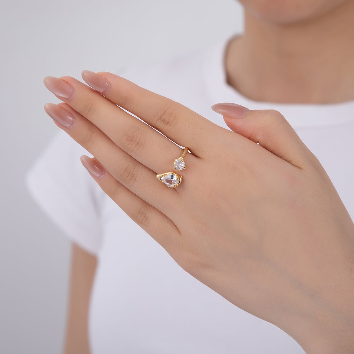 18K Gold Filled Double Clear Teardrop Round CZ Molten Claw Wrap Ring | O1754