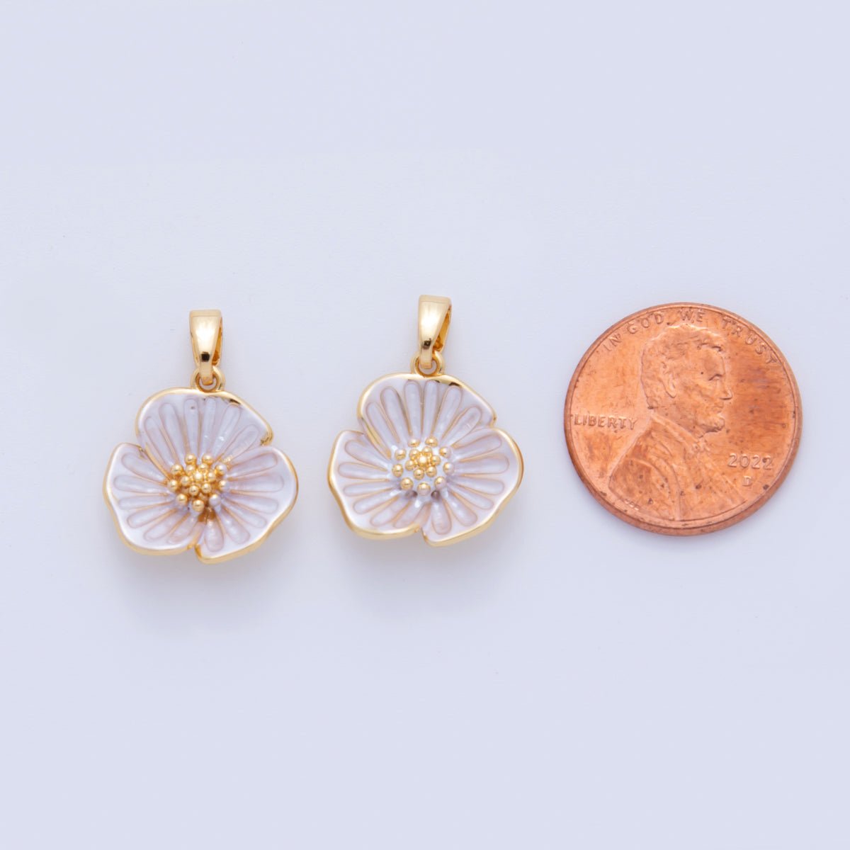 18K Gold Filled Enamel Flower Pendant | AH755
