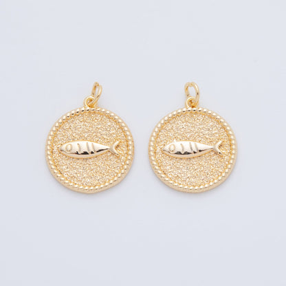 18K Gold Filled Fish Animal Hammered Round Charm | AF-801