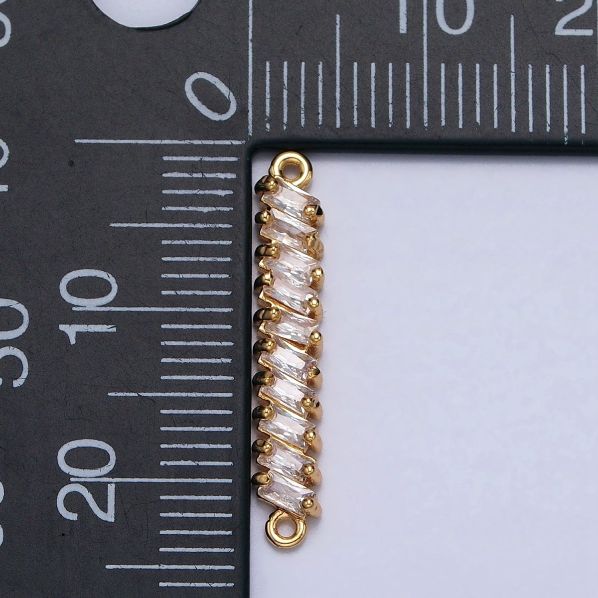 18K Gold Filled Leaning Clear Baguette Lined 23.3mm Connector in Gold &amp; Silver | Y-842