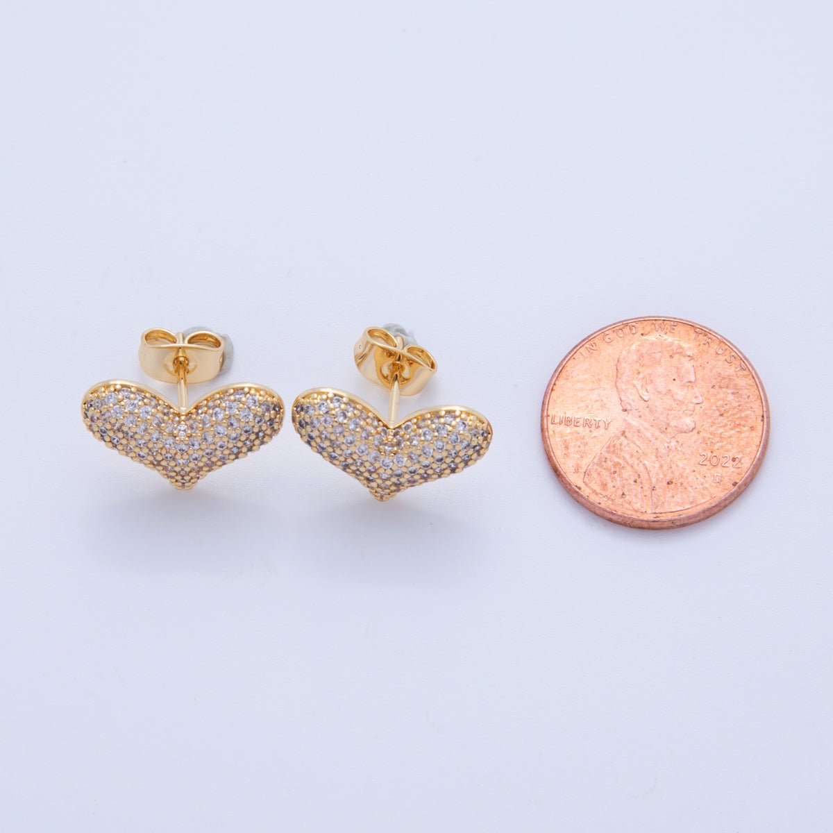 18K Gold Filled Micro Paved CZ Heart Stud Earrings | AI348