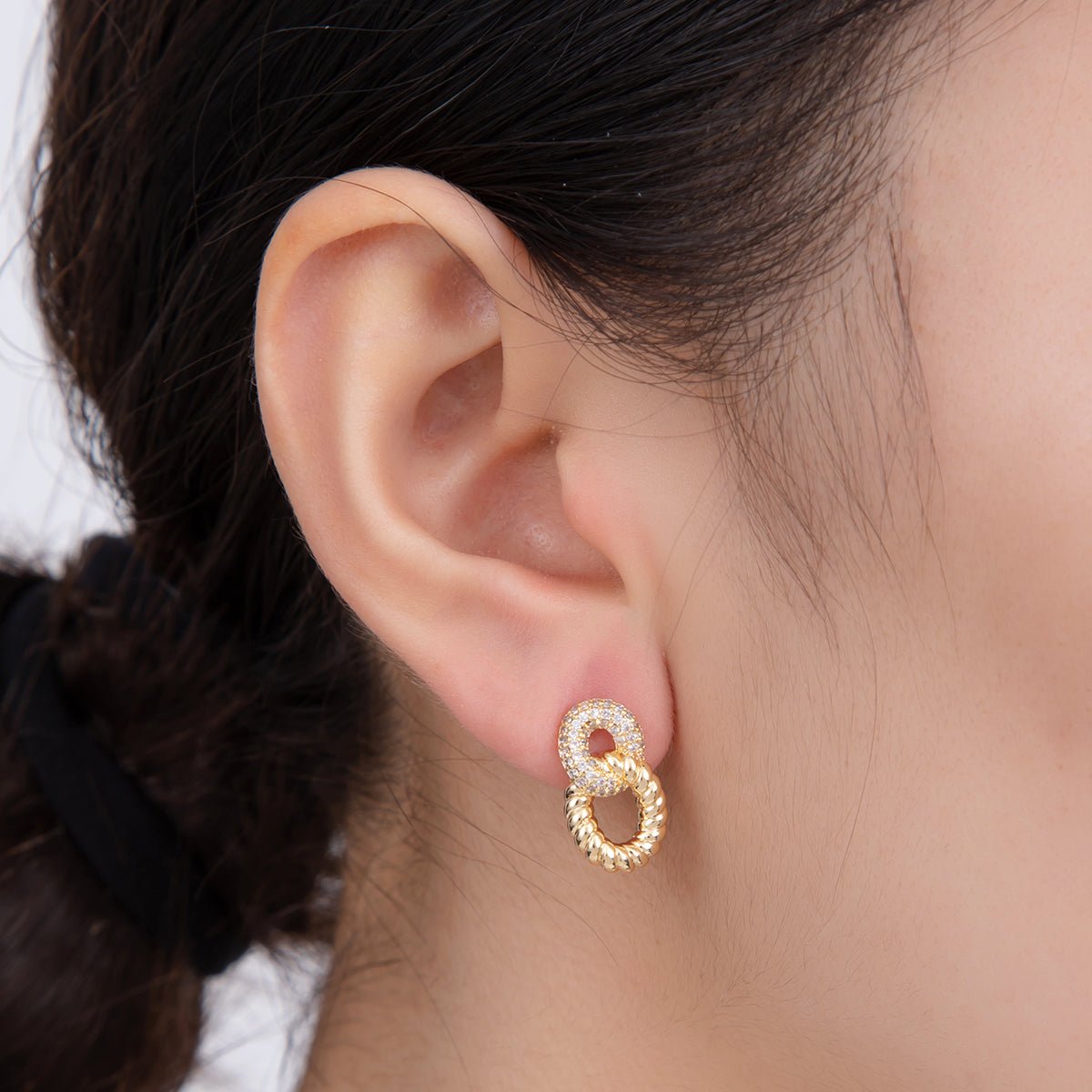 18K Gold Filled Micro Paved CZ Rope Link Stud Earrings | AI379