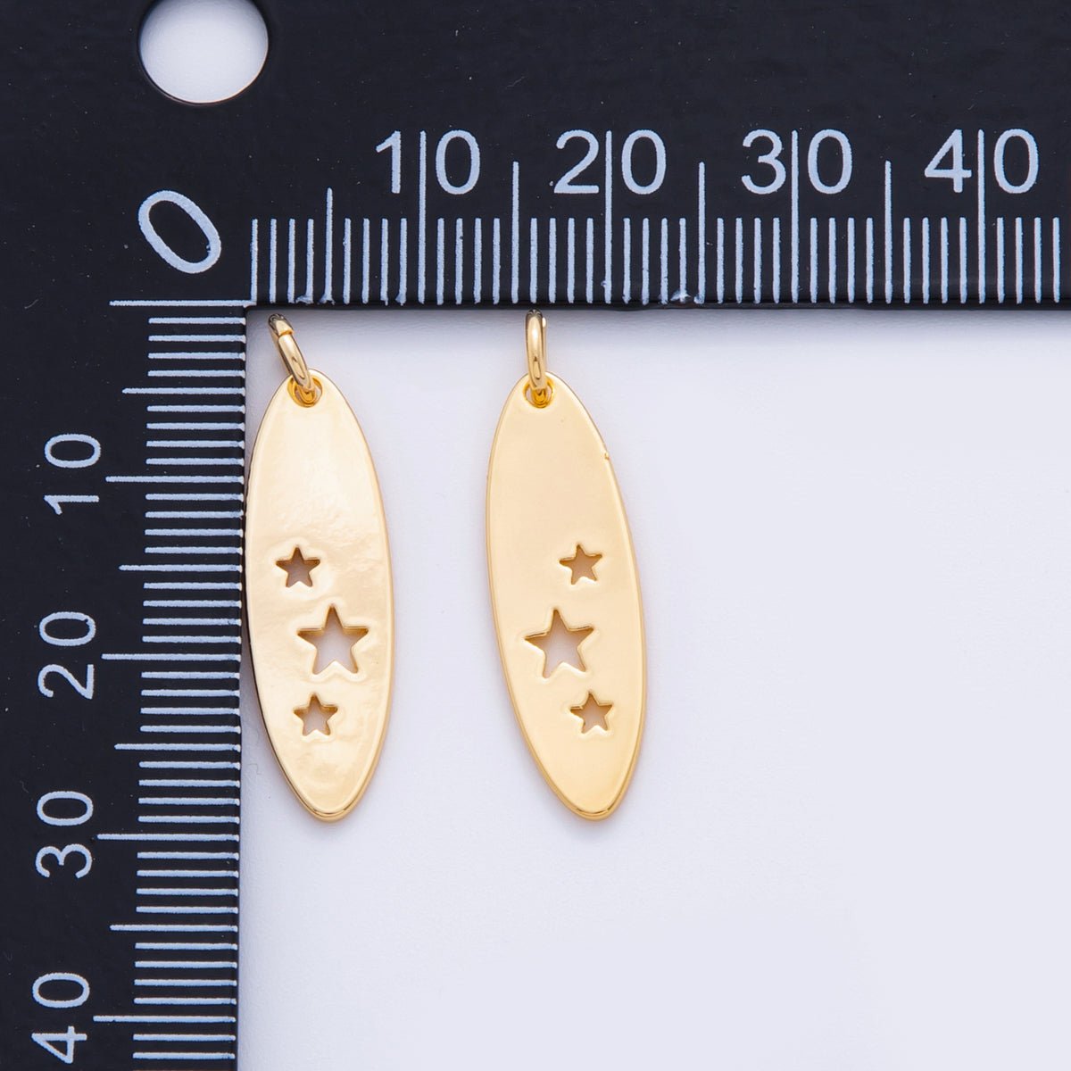 18K Gold Filled Open Triple Celestial Star Oblong Charm | M577