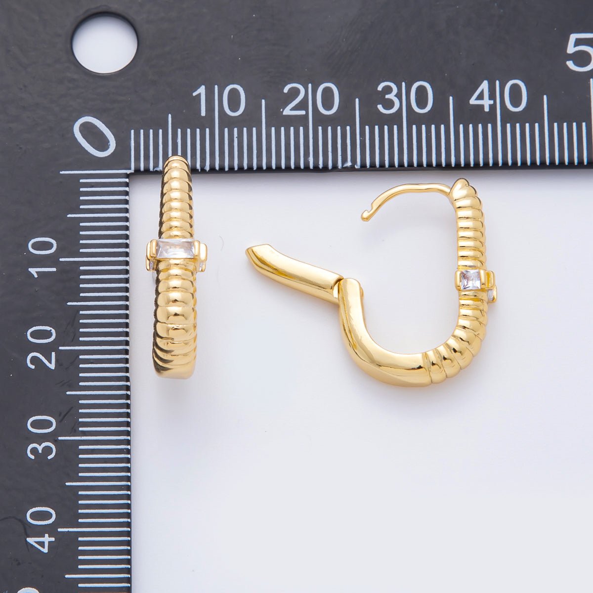18K Gold Filled Rectangular CZ Ribbed Row Hinged Hoops Earrings | AJ219
