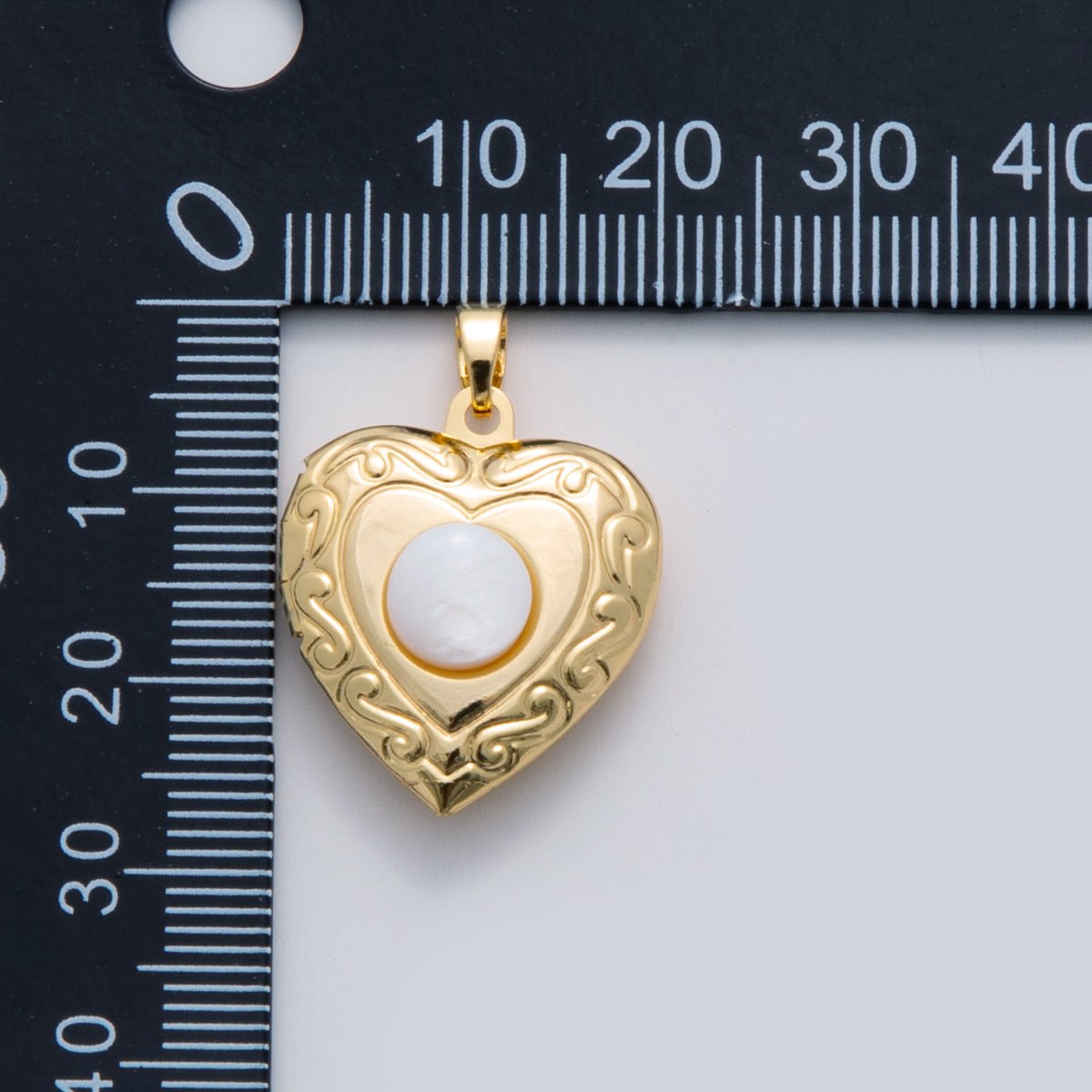 18K Gold Filled Shell Pearl Artisan Heart Locket Pendant | AH691