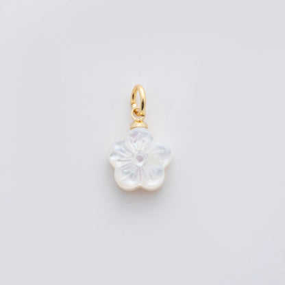 18K Gold Filled White Shell Pearl Daisy Flower Charm | AJ309
