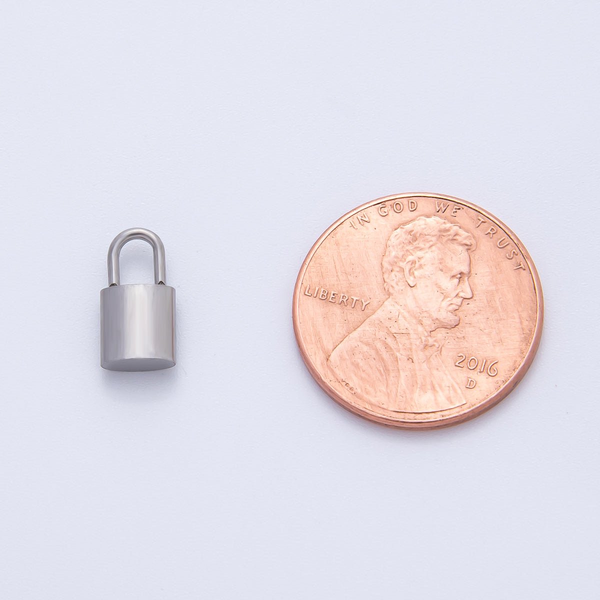 18K Gold Plated 11mm Minimalist Padlock Charm Link Finding in Gold &amp; Silver | Z1436
