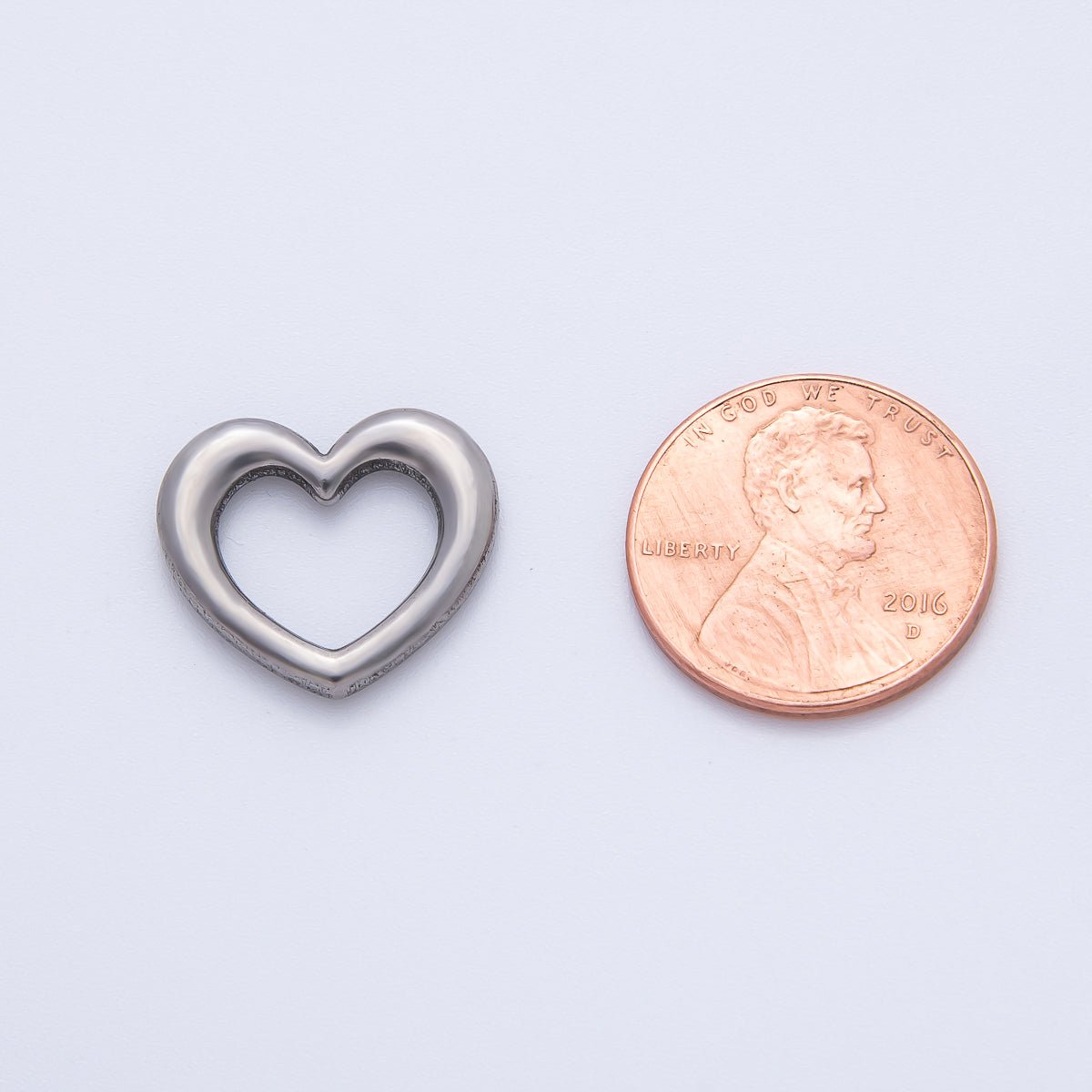 18K Gold Plated 16mm Minimalist Heart Charm Link Finding in Gold &amp; Silver | Z1432