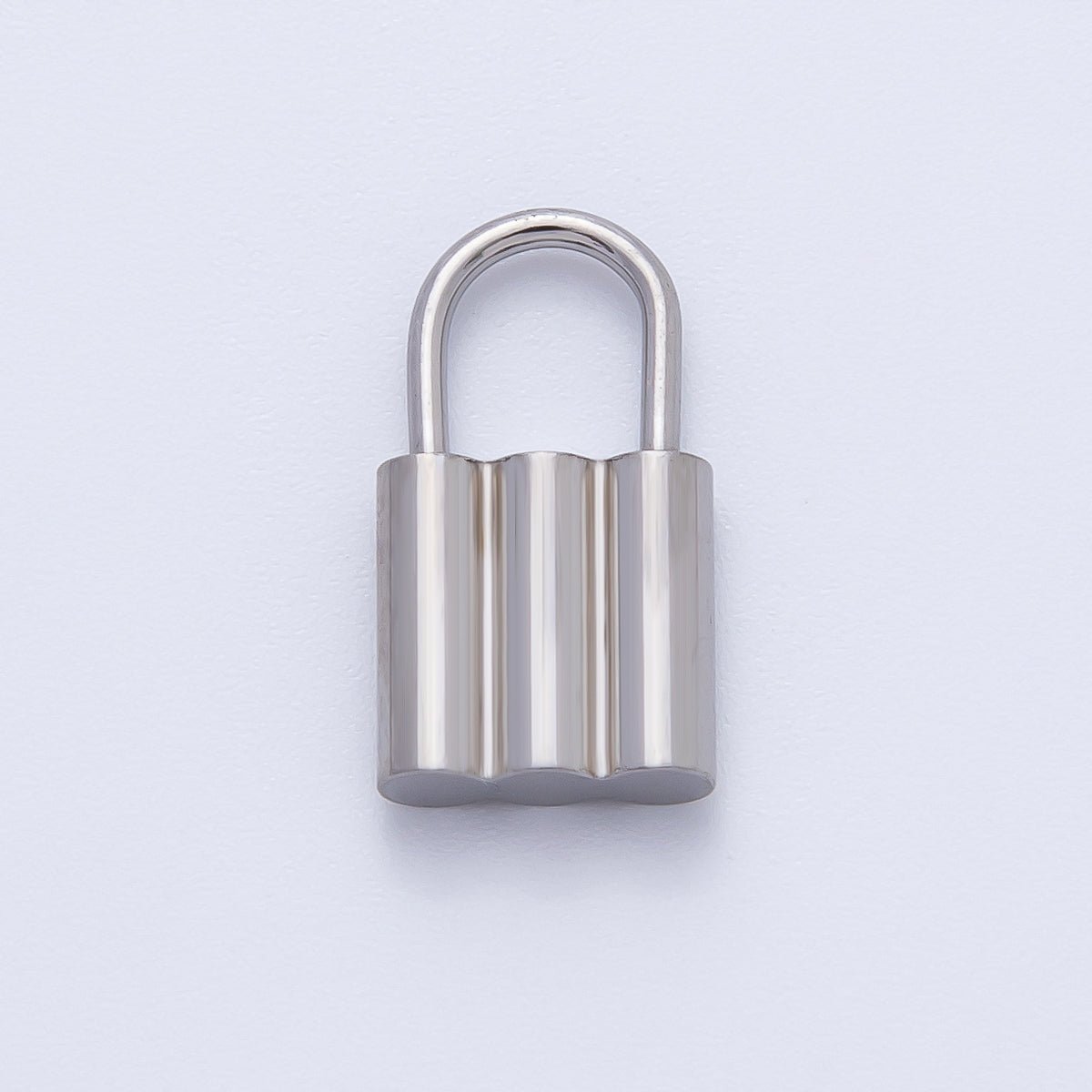 18K Gold Plated 17mm Triple Padlock Charm Link Finding in Gold &amp; Silver | Z1435