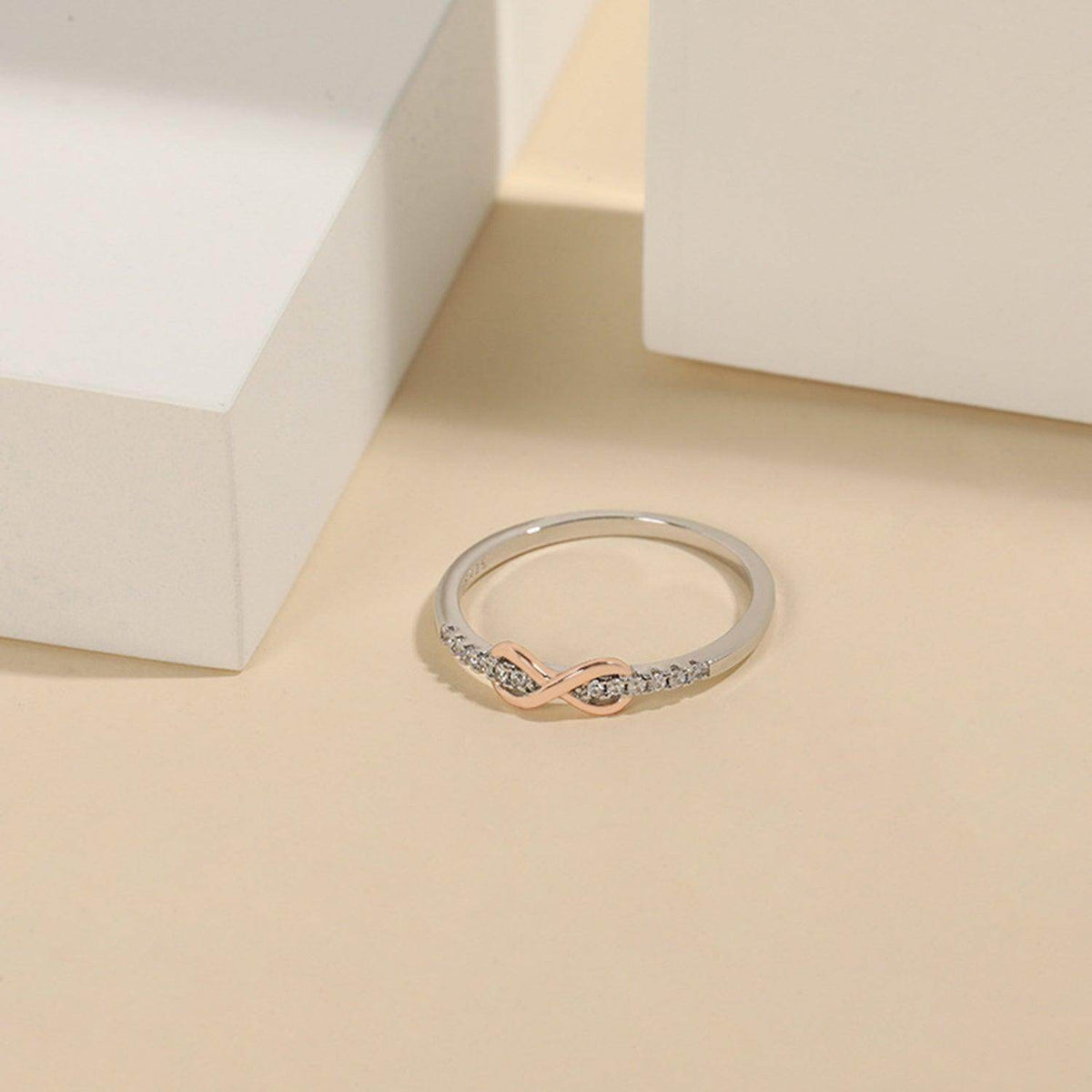 Zircon 925 Sterling Silver Ring for Elegant Style and Shine