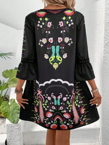 Exquisite Summer Feminine Lace Detail Printed Dress Chic Midi Lightweight Dress