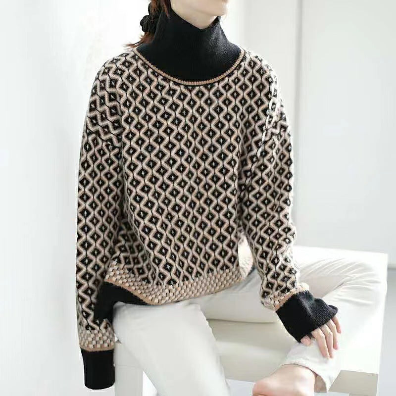 Womens Retro Chic Contrast-Knit Sweater