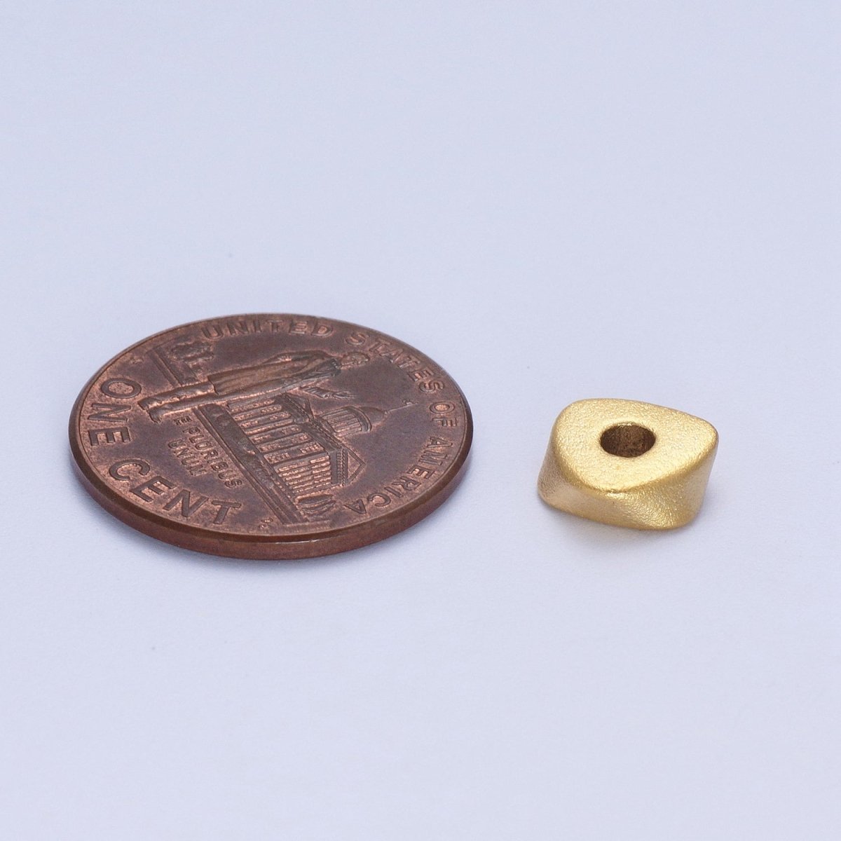 20pcs 24K Gold Filled 20 Pieces 7.8mm Geometric Triangle Matte Bead in Gold &amp; Silver | K-303 K-304