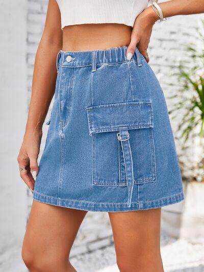 Stylish Pocketed Buttoned Denim Skirt for Every Occasion