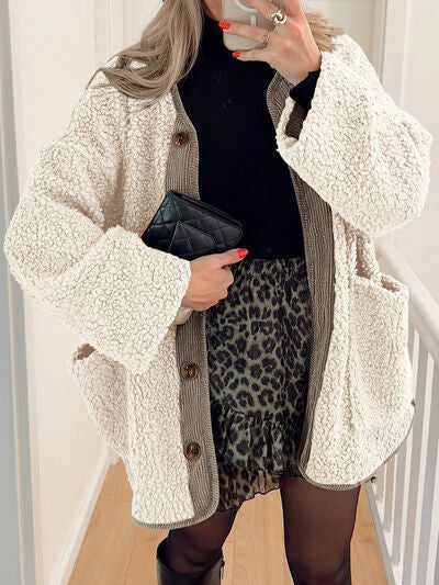 Modern Cozy Women Luxuriously Cozy Contrast Button Up Sherpa Jacket with Pockets For Fall &amp; Winter