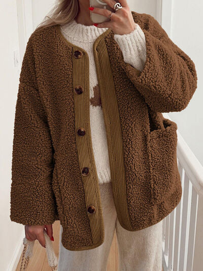 Modern Cozy Women Luxuriously Cozy Contrast Button Up Sherpa Jacket with Pockets For Fall &amp; Winter