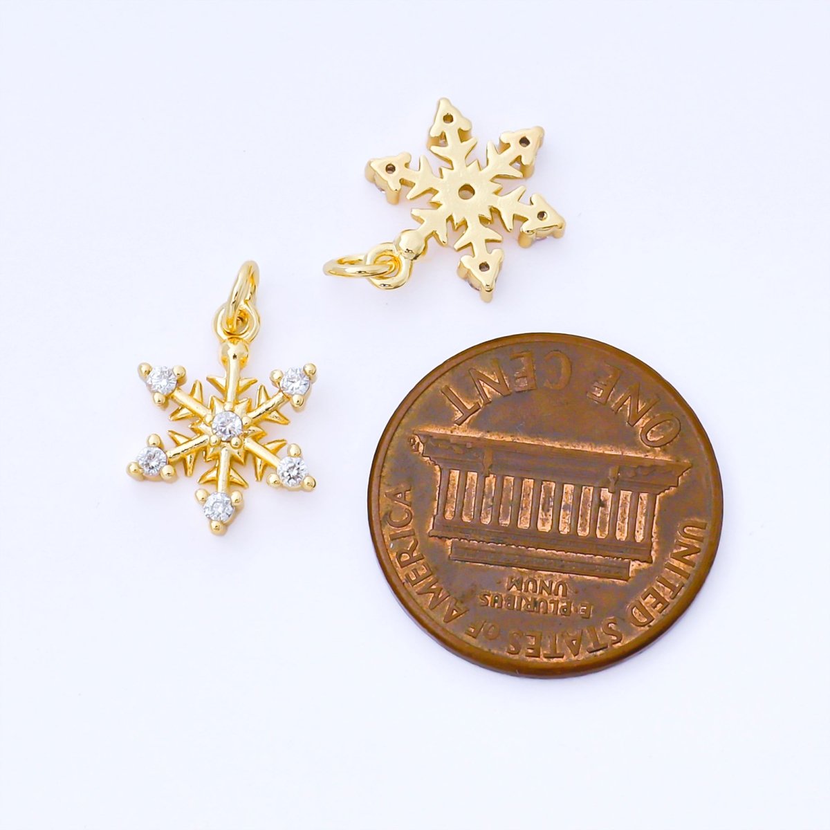 24K Gold Filled 13mm Clear CZ Winter Snowflakes Charm | AF1546
