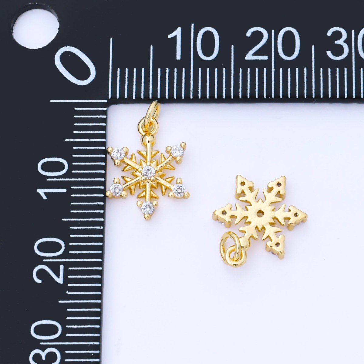 24K Gold Filled 13mm Clear CZ Winter Snowflakes Charm | AF1546