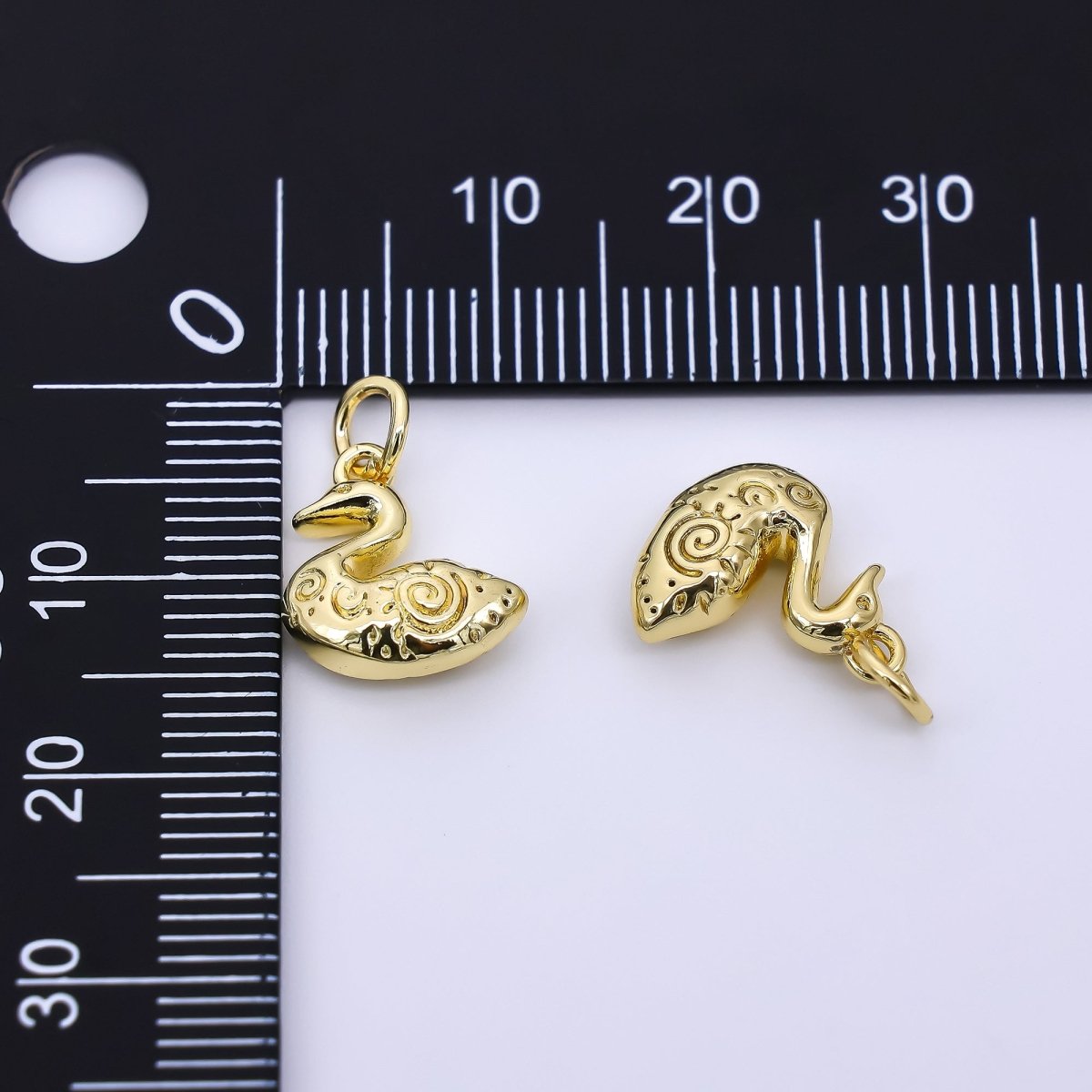 24K Gold Filled 13mm Patterned Duck Swan Animal Charm | D-519