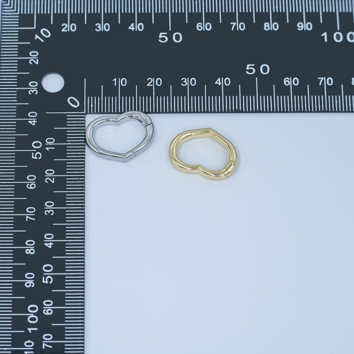 24K Gold Filled 14.8mm Minimalist Heart Push Gate Finding in Gold &amp; Silver | Z1136