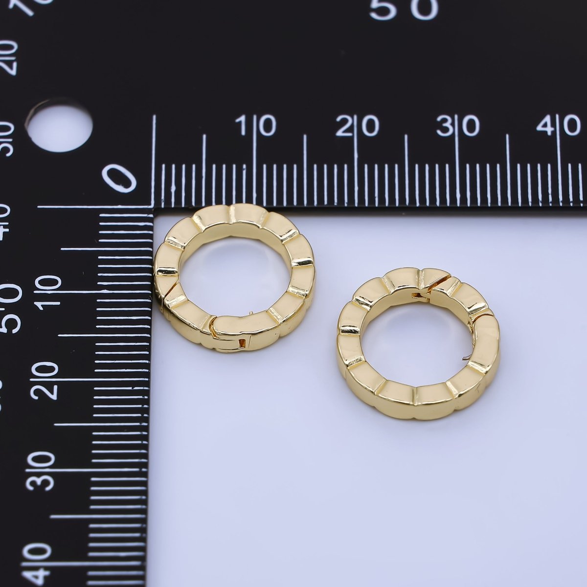 24K Gold Filled 15.5mm Ribbed Lined Push Gate Finding | Z1346