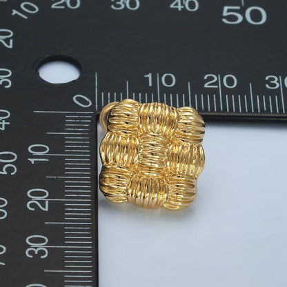 24K Gold Filled 15mm Ribbed Croissant Woven Square Stud Earrings | AD657