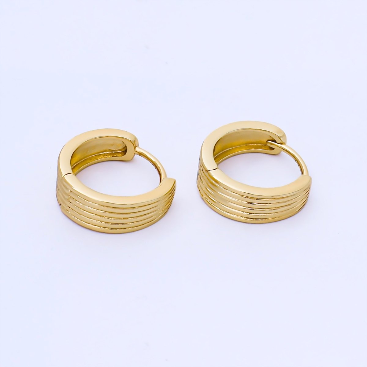 24K Gold Filled 15mm Seamless Striped Dome Huggie Earrings | AB1625