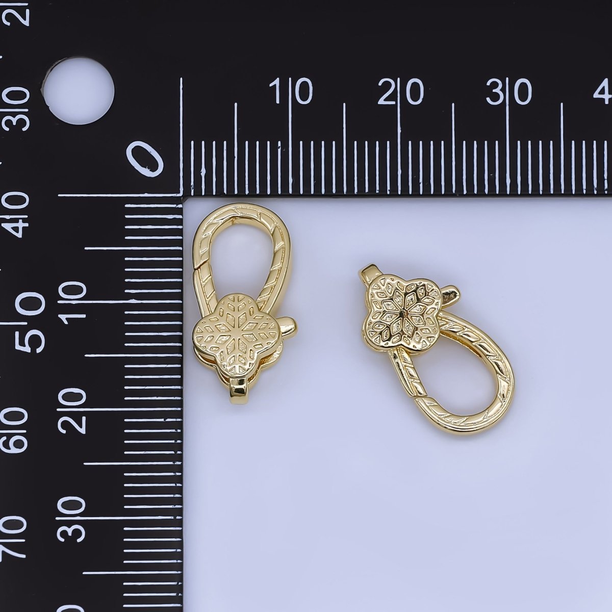 24K Gold Filled 18.6mm Design Textured Snowflake Lobster Clasp Charm Finding | Z1354