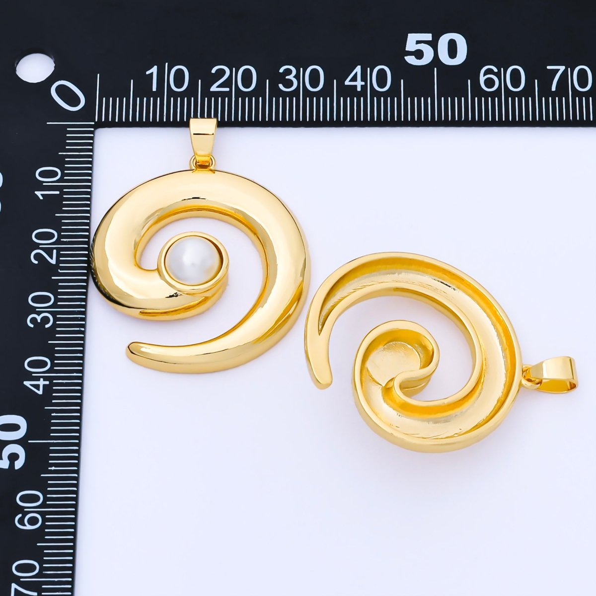 24K Gold Filled 35mm Spiral Pearl Charm | AA1665