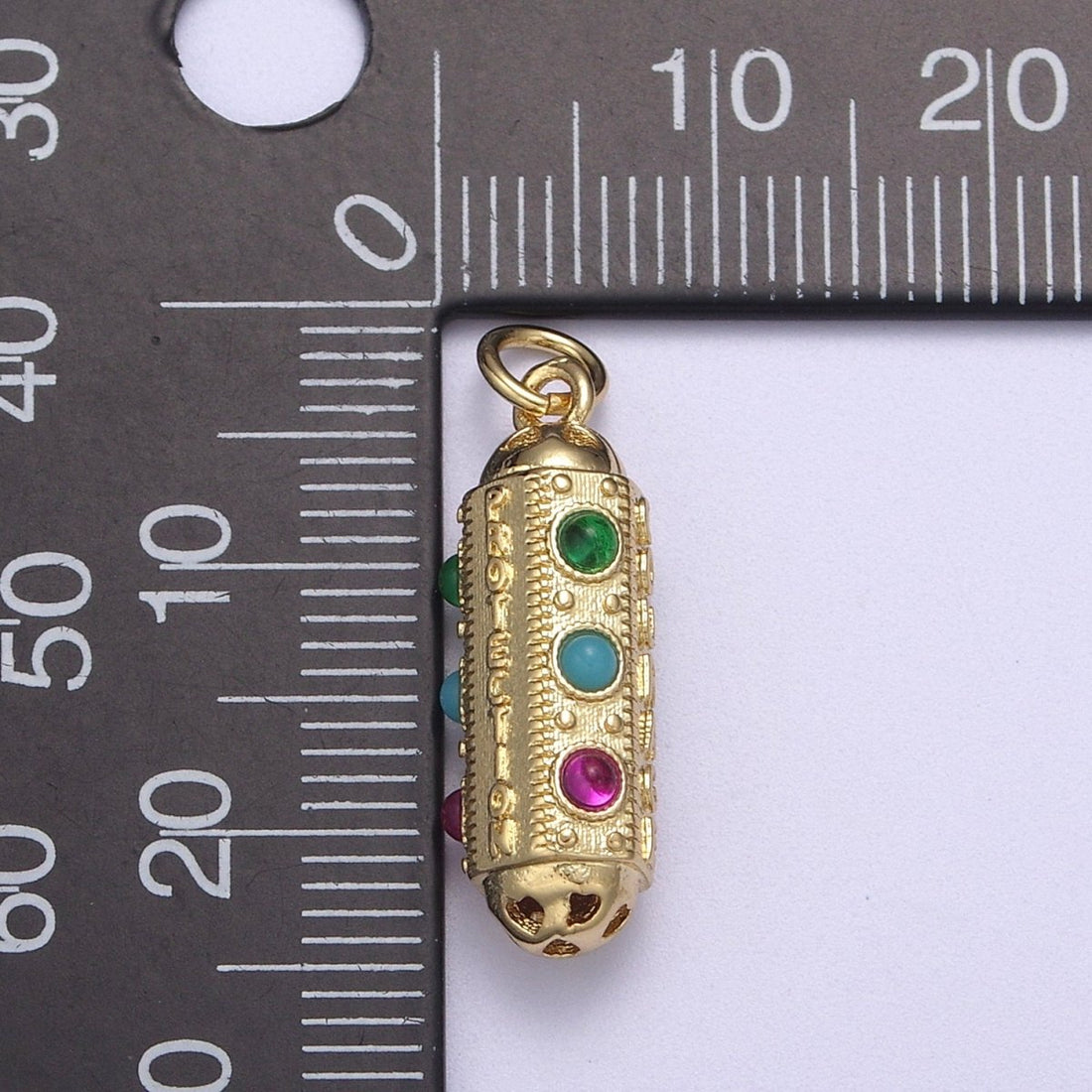 24k Gold Filled Amulet Pill Pendant with Encouraging Word " Courage, Protection, Bonheur " written N-306
