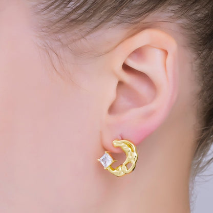 24K Gold Filled Baguette CZ Molten Crescent Moon Stud Earrings | AI445