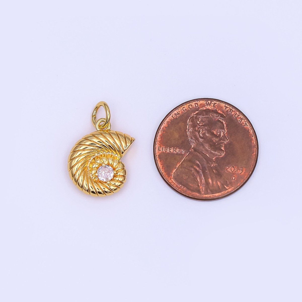24k Gold Filled Clear CZ Ribbed Textured Conch Sea Shell Charm | N00730