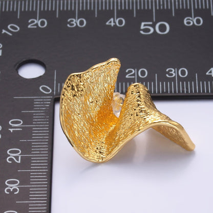 24K Gold Filled Geometric Hammered Foil Stud Earrings | AD569