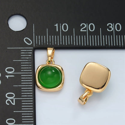 24K Gold Filled Green Aventurine Round Molten Bezel Pendant | H891