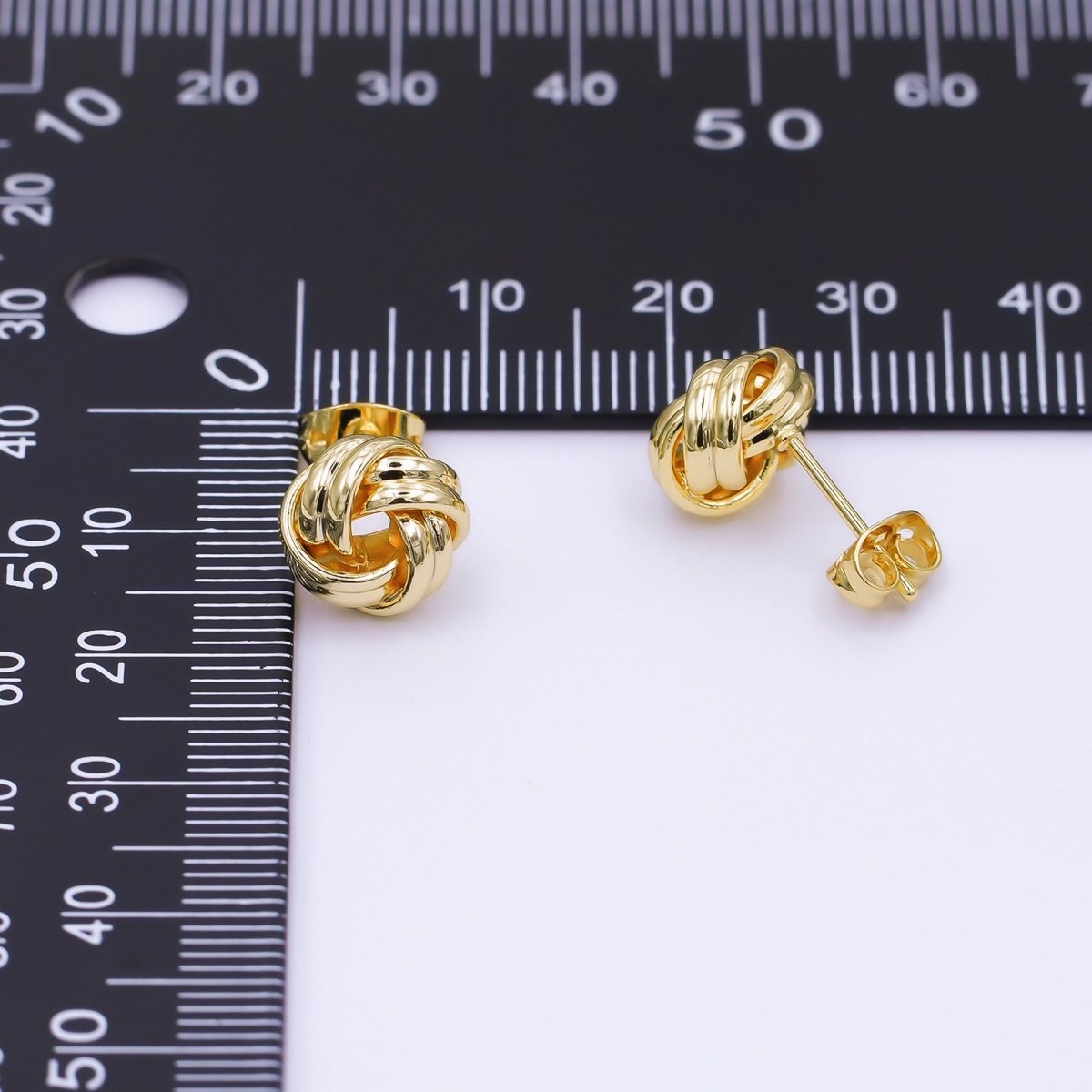 24K Gold Filled Mini 10mm Geometric Knot Stud Earrings | AI451