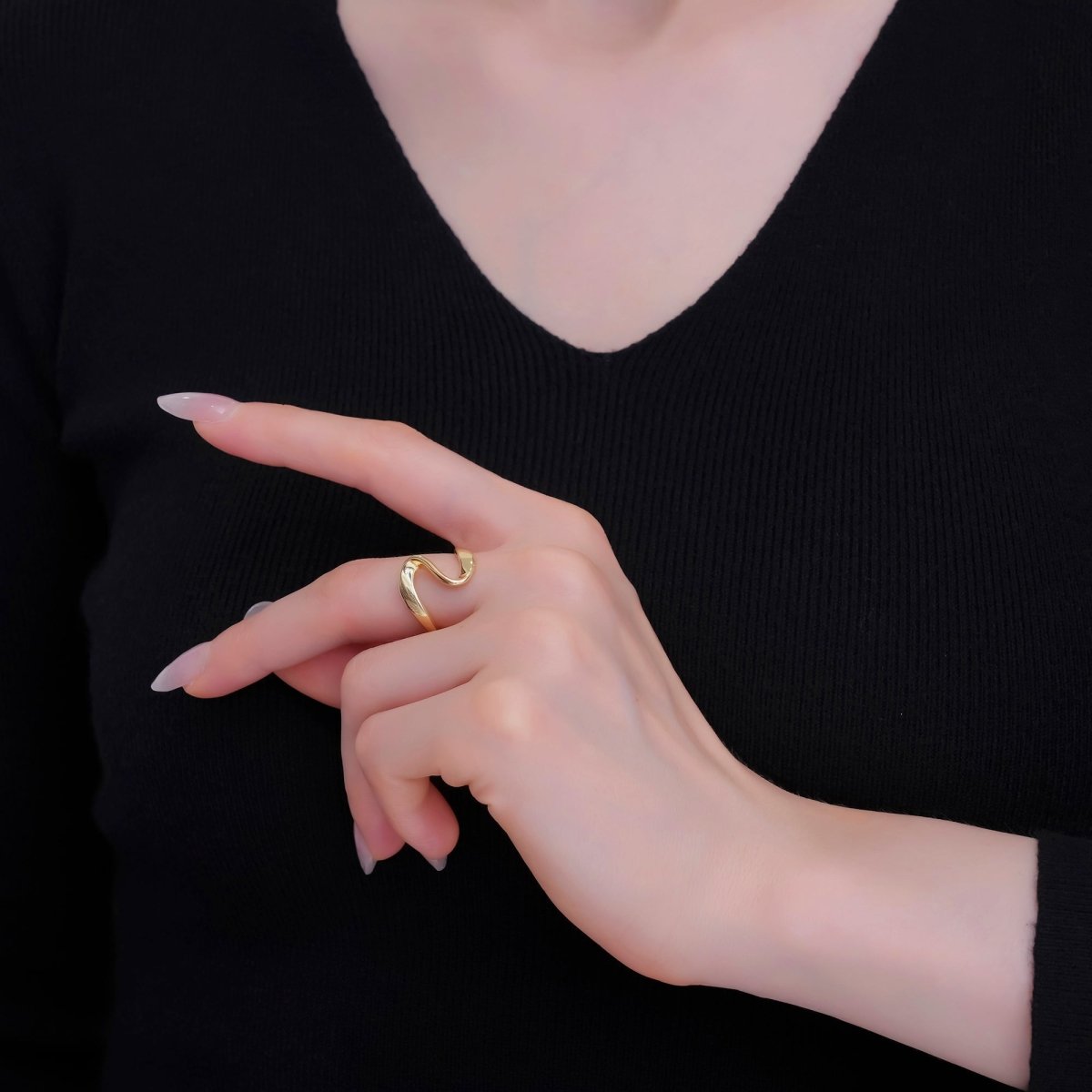 24K Gold Filled Minimalist Curve Wave Band Ring | O822