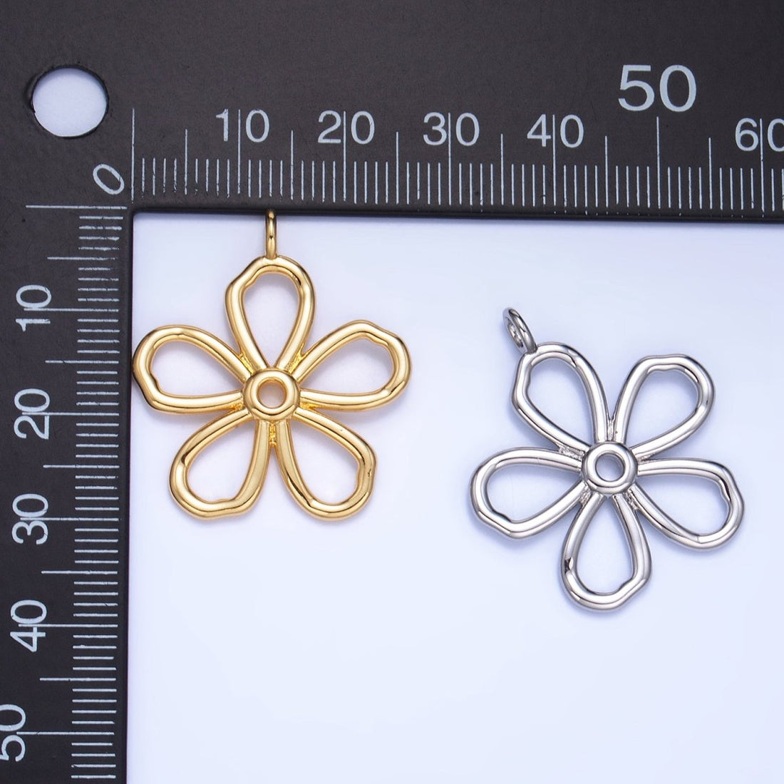 24K Gold Filled Minimalist Flower Pendant in Gold &amp; Silver | AG947