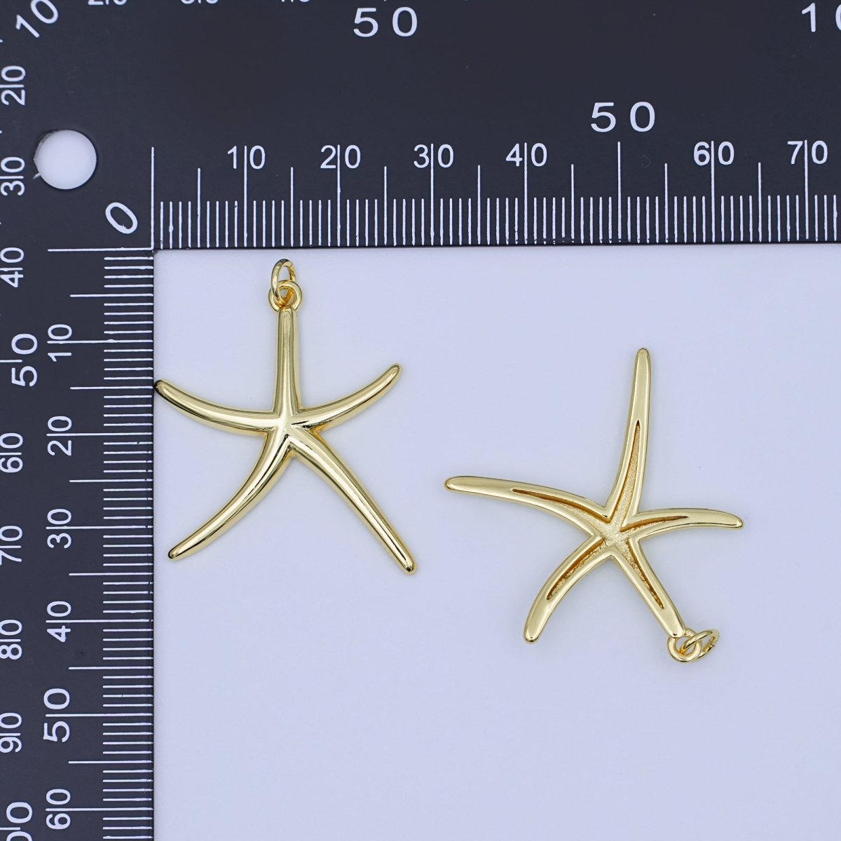 24K Gold Filled Minimalist Starfish Charm | M918