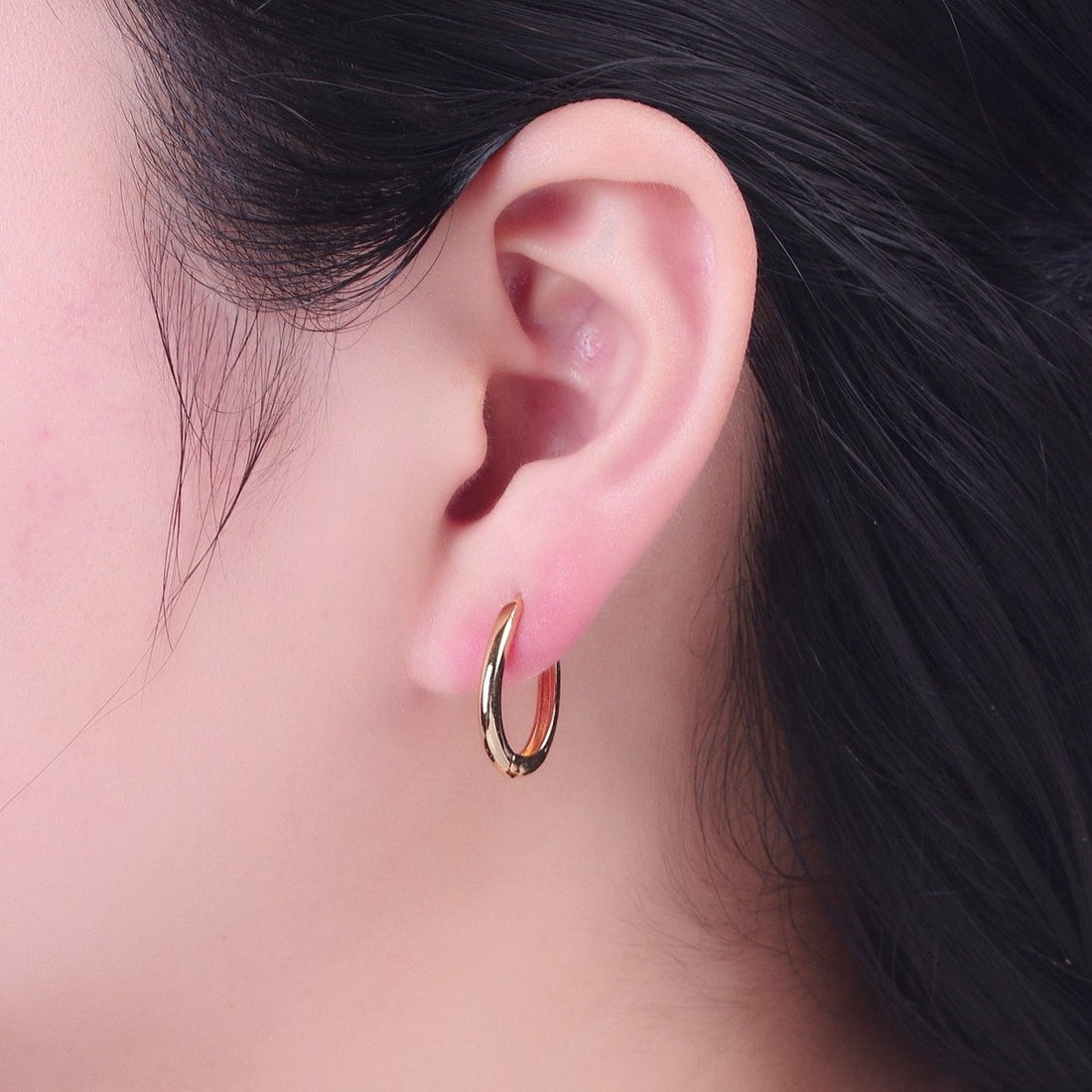 24K Gold Filled Minimalist Thin U Shaped Huggie Hoops Earrings P-305