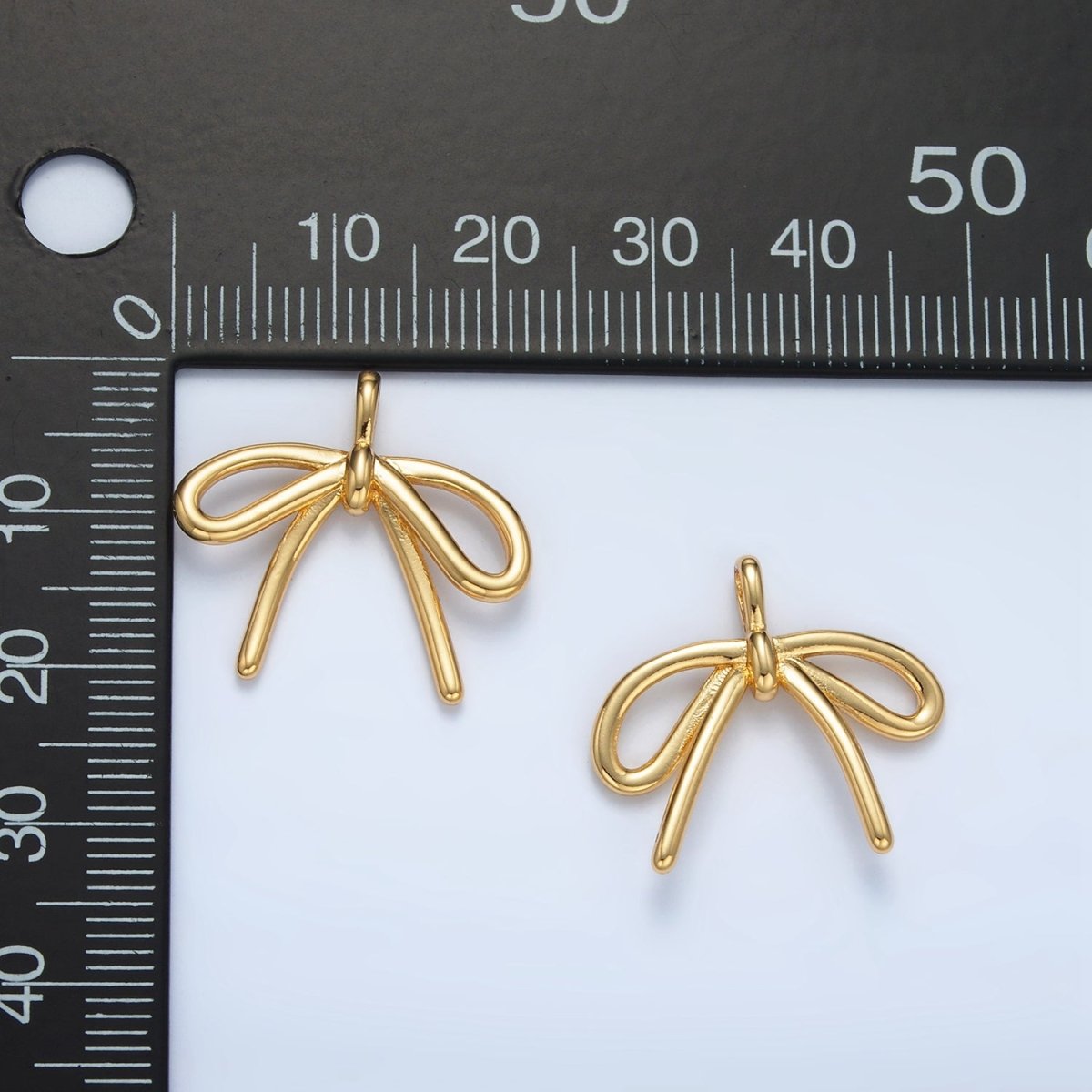24K Gold Filled Minimalist Tied Ribbon Bow Pendant | I797