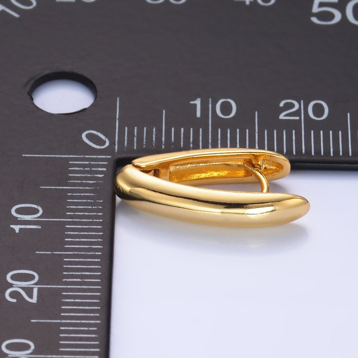 24K Gold Filled Minimalist V-Shaped Hoop Earrings in Gold &amp; Silver | AB681 AB682