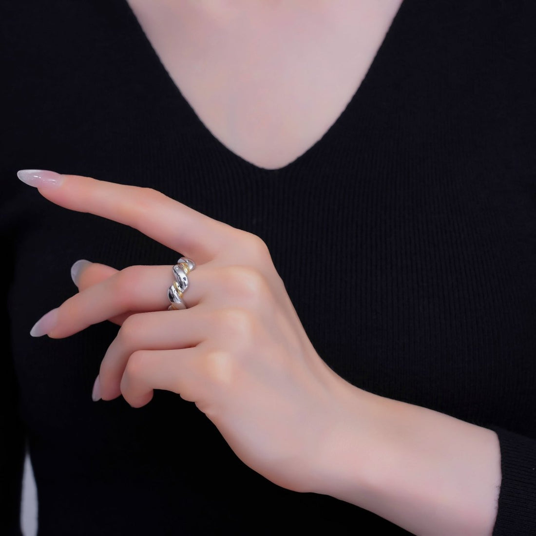 24K Gold Filled Mixed Metal Croissant Flat Ring | O998