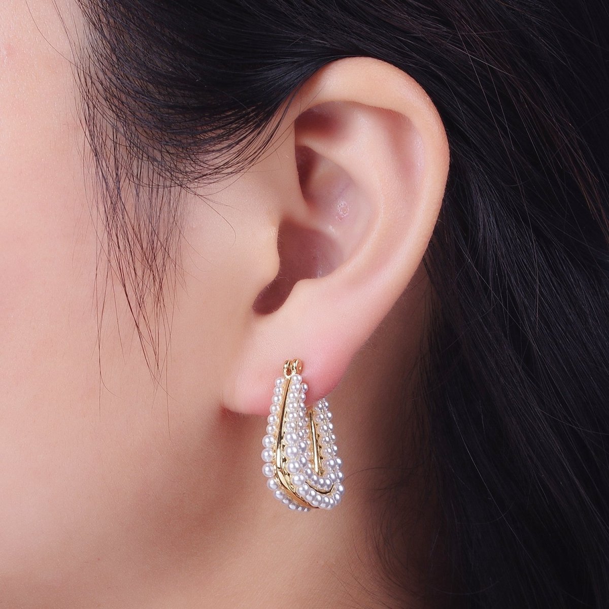 24K Gold Filled Pearl Lined Geometric Latch Hoops Earrings in Gold &amp; Silver | V-032