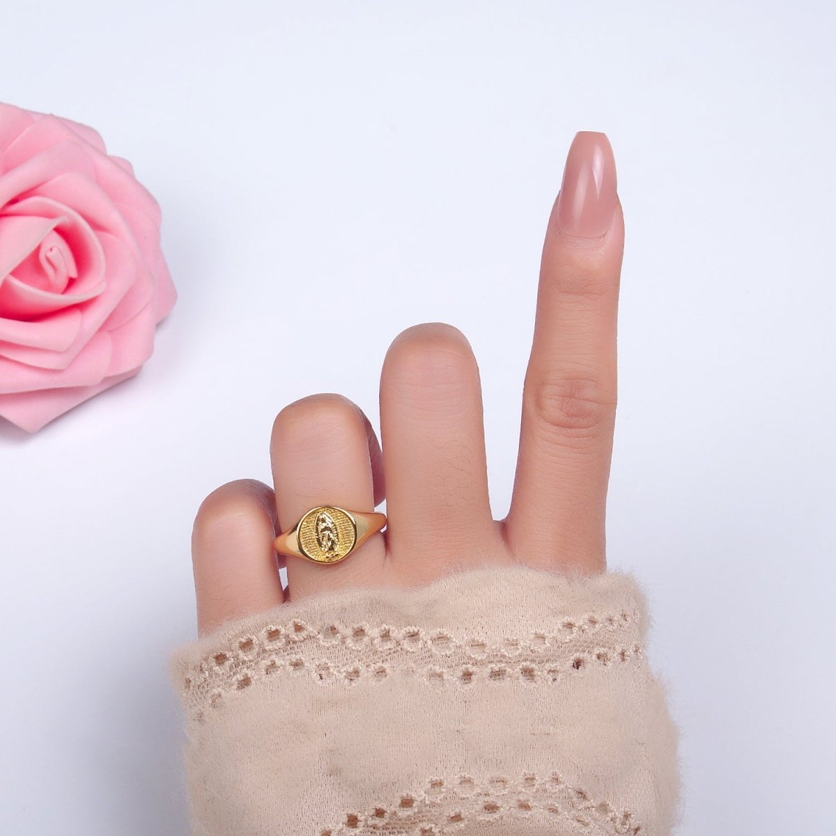 24K Gold Filled Religious Mother Mary Ribbed Signet Ring | O304-OLD