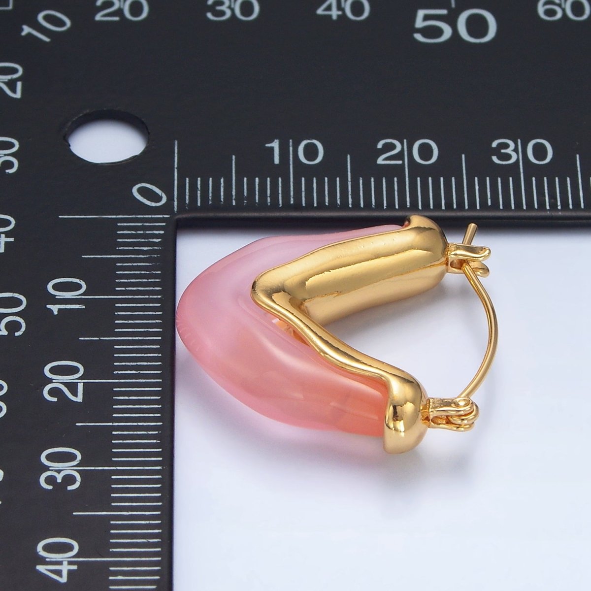 24K Gold Filled Resin V-Shaped Latch Hoop Earrings | P233 - P306